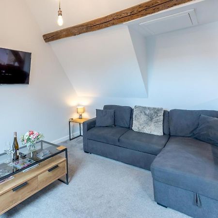 Pass The Keys 5C Charming Town Centre Apartment With Roof Top Views شروزبري المظهر الخارجي الصورة